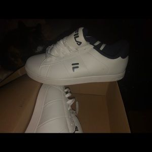 Men’s FILA sneakers
